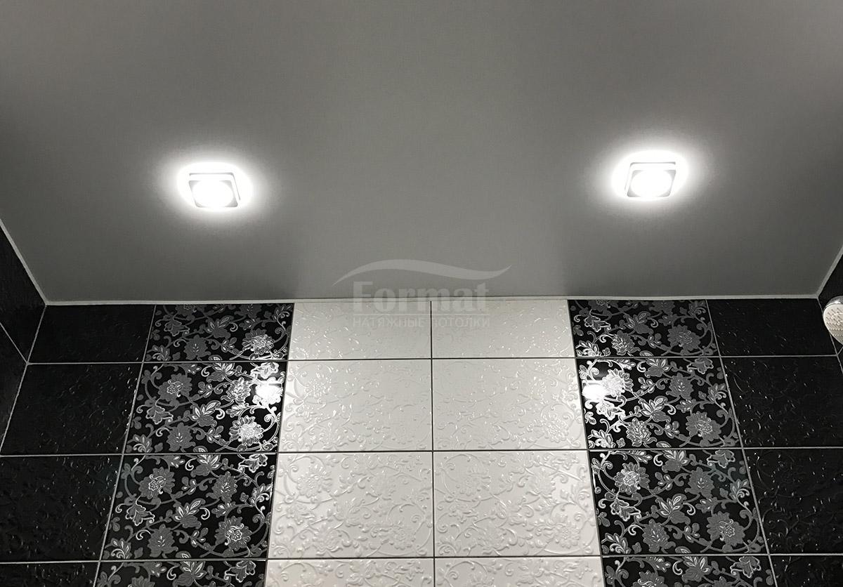 потолок в ванную на основе пленки ПВХ матовые